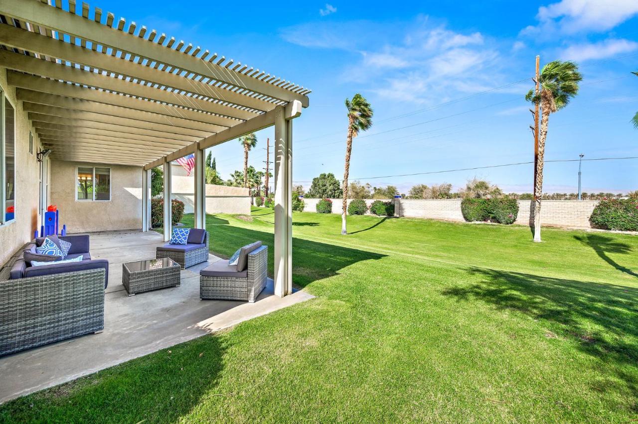 New Listing Luxurious Getaway Near Polo Fields Home Of Coachella, Stagecoach Sleeps 11 Pool, Golf, Parking, Spa, Coffee Indio Exterior photo
